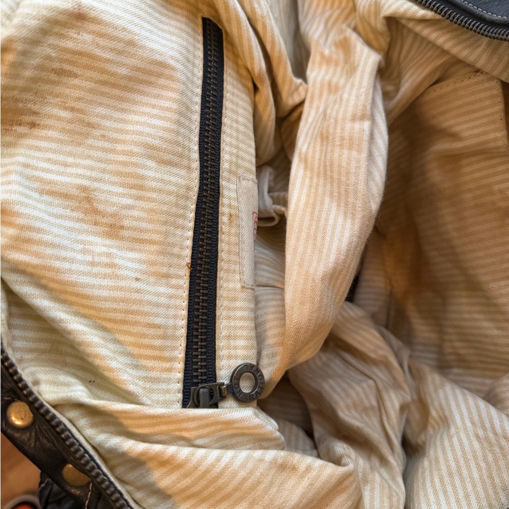 Not Rational Black Leather Bag - Picture 5 of 7